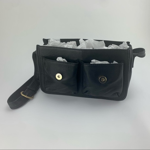 Fossil Classic Collection Shoulder Bag - Picture 5 of 15